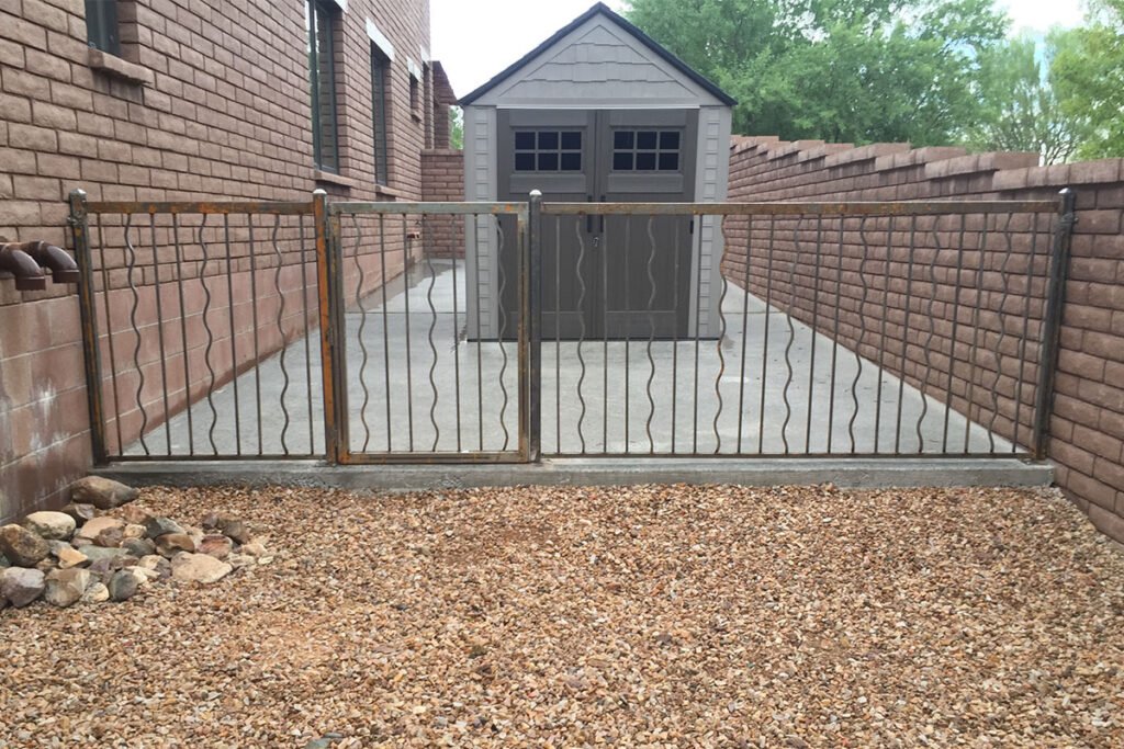 fencing 0002 Teal fencing